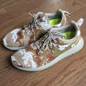 Men’s NikeID Custom Sneakers.